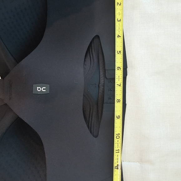 On Running Black Sports Bra Size S - Picture 3 of 4